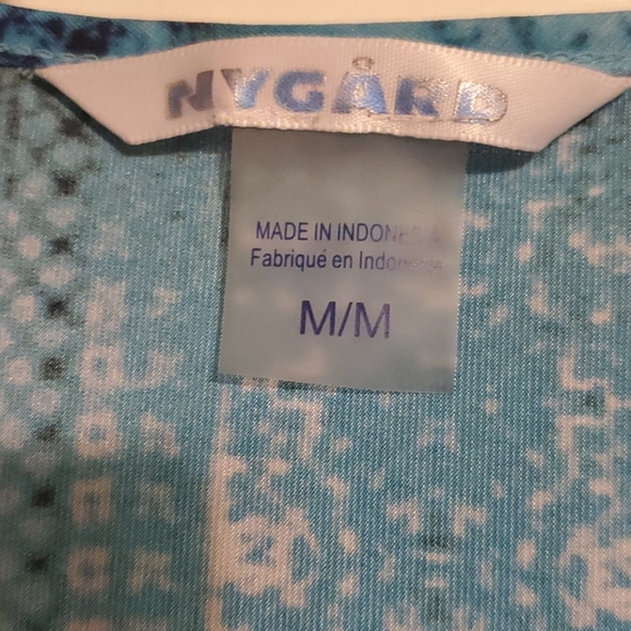 PETER NYGARD BLUE TOP - Picture 4 of 4